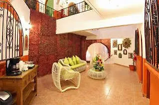 Condo Hotel El Patio Playa del Carmen 3*,