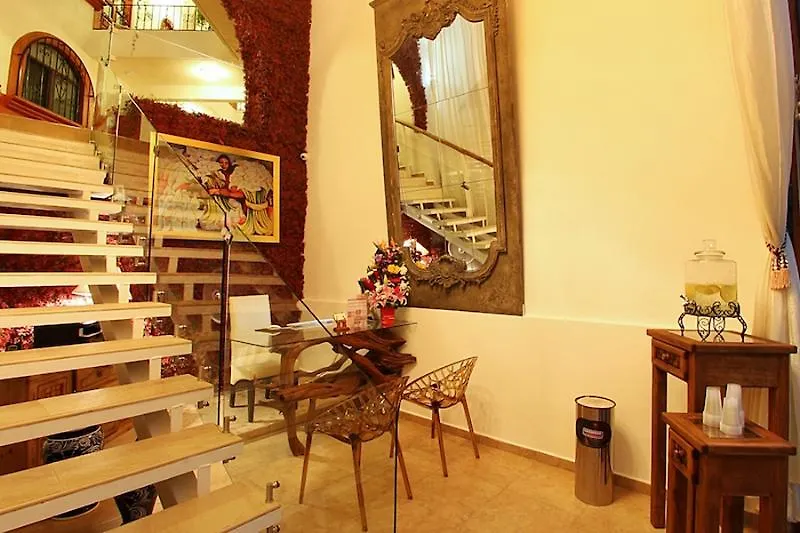 Condo Hotel El Patio Playa del Carmen 3*,