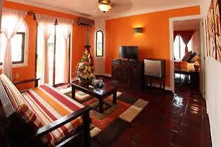 Condo Hotel El Patio Playa del Carmen